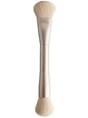 The Blush Brush Summer Fridays